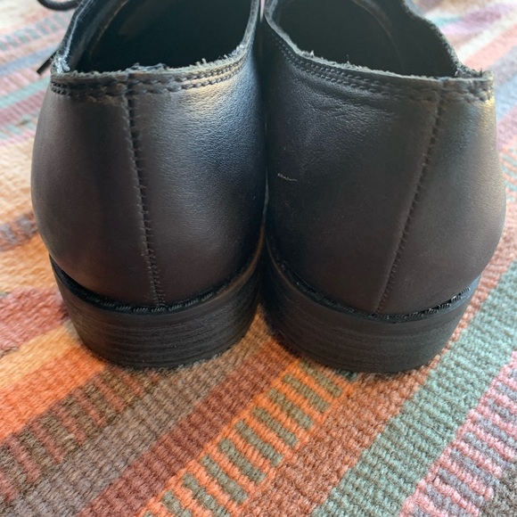 Seychelles Oxford Lace Up Flats - Picture 4 of 6